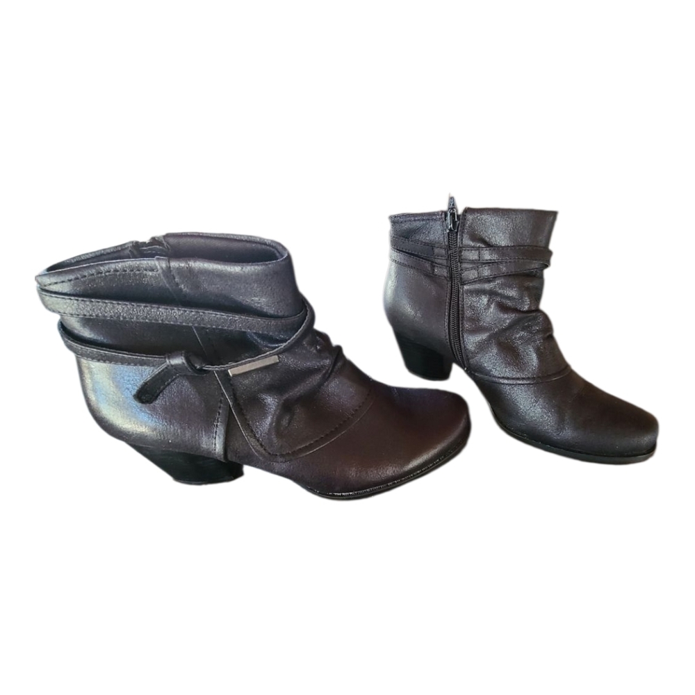 Baretraps Black Rhapsody Slouchy Strappy Ankle Booties Size 7.5M Block Heel